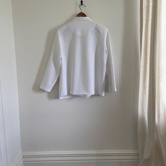 White Blazer - Picture 2 of 3